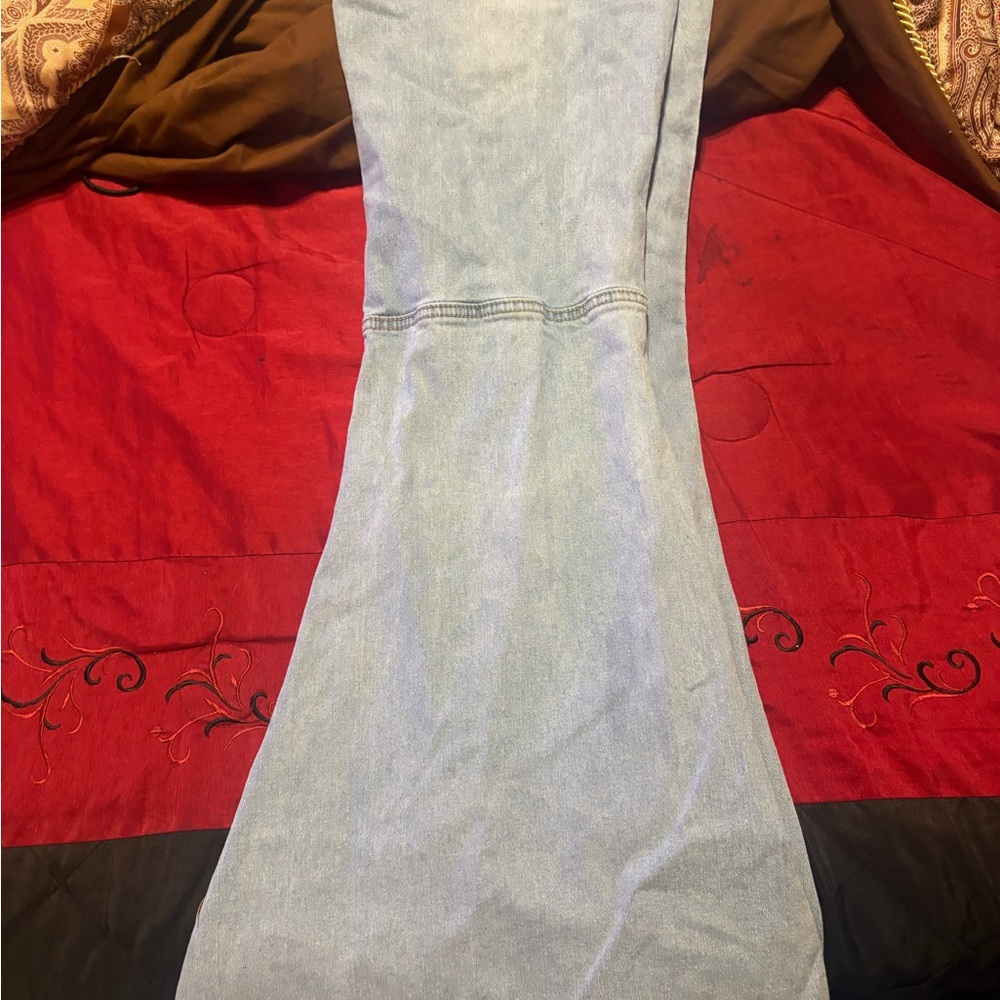 Women's Light Blue Denim Jeans